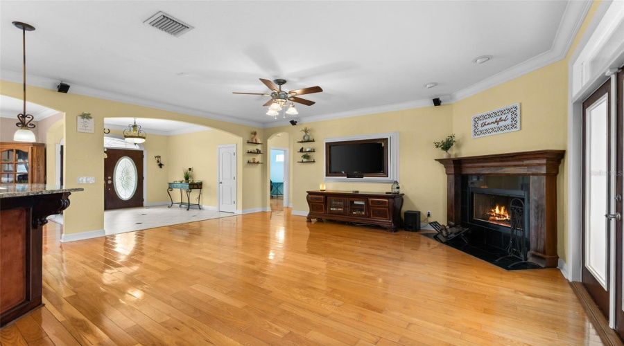 Plant City, Florida 33567, 5 Bedroom Bedrooms, ,3 Bathroombathrooms,Residential,For Sale,Colson,0,Mfrtb8457563