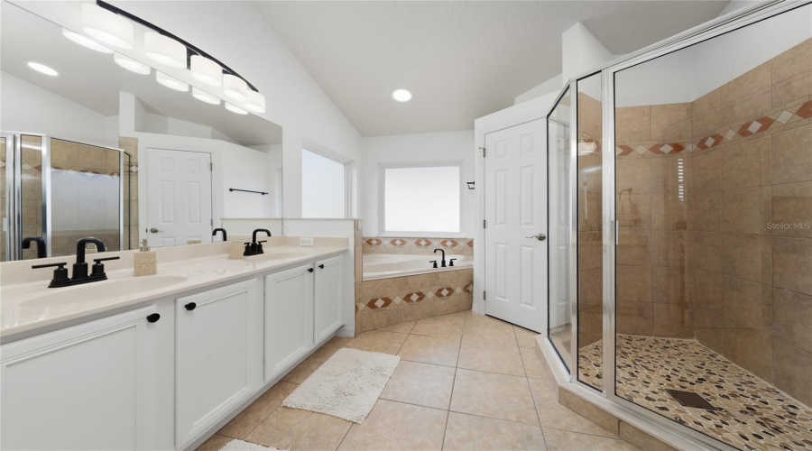 Orlando, Florida 32832, 3 Bedroom Bedrooms, ,2 Bathroombathrooms,Residential,For Sale,Budworth,0,Mfro6416731
