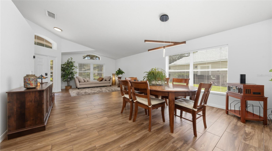 Orlando, Florida 32832, 3 Bedroom Bedrooms, ,2 Bathroombathrooms,Residential,For Sale,Budworth,0,Mfro6416731
