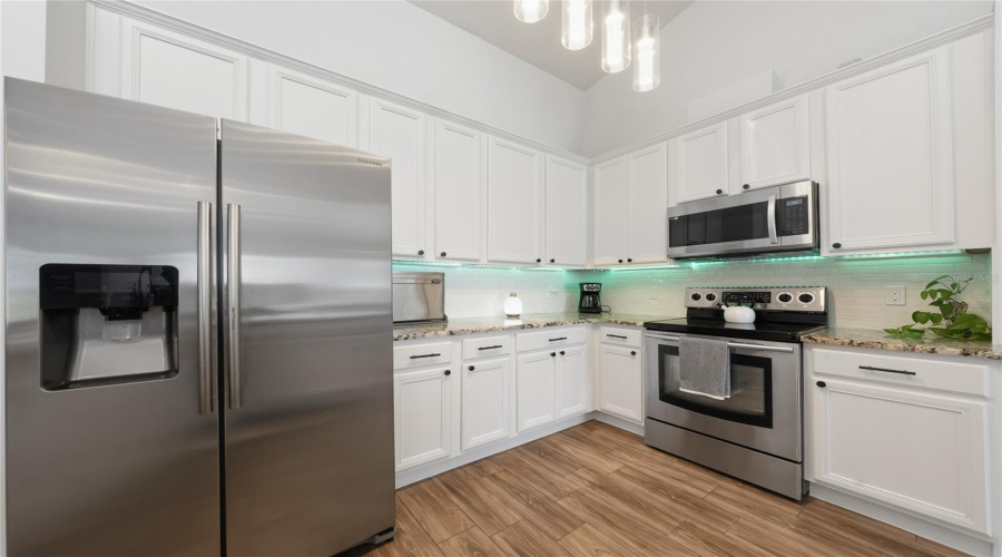 Orlando, Florida 32832, 3 Bedroom Bedrooms, ,2 Bathroombathrooms,Residential,For Sale,Budworth,0,Mfro6416731