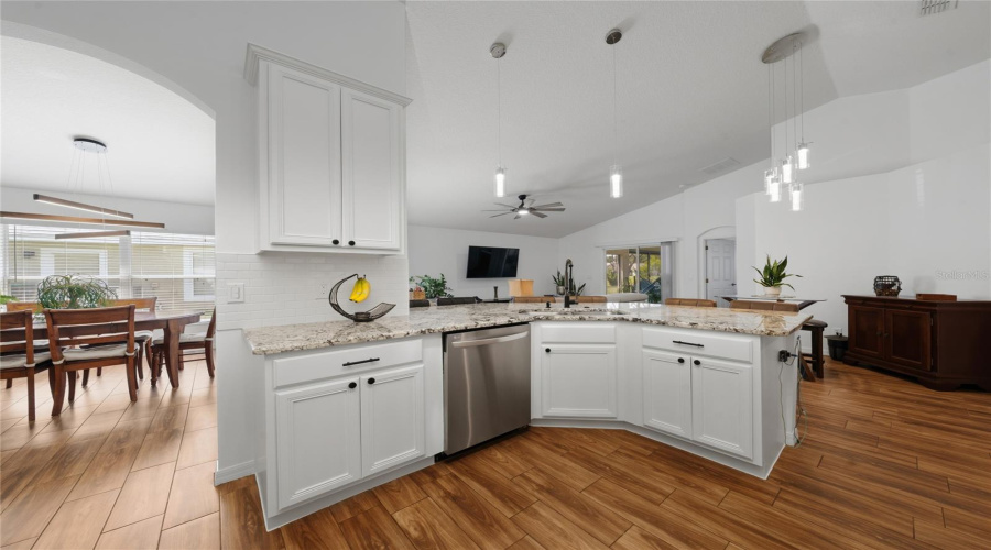 Orlando, Florida 32832, 3 Bedroom Bedrooms, ,2 Bathroombathrooms,Residential,For Sale,Budworth,0,Mfro6416731