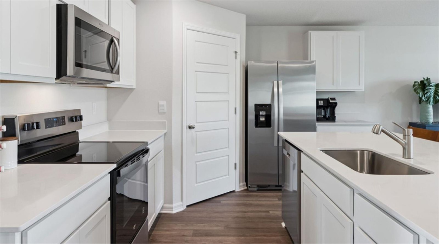 Ormond Beach, Florida 32174, 3 Bedroom Bedrooms, ,2 Bathroombathrooms,Residential,For Sale,Morning Walk,0,Mfro6388177