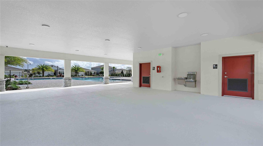 Ocoee, Florida 34761, 4 Bedroom Bedrooms, ,2 Bathroombathrooms,Residential,For Sale,Spineywood,0,Mfro6420102