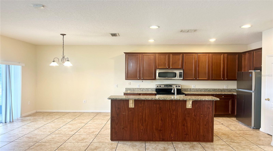 Kissimmee, Florida 34744, 3 Bedroom Bedrooms, ,2 Bathroombathrooms,Residential,For Sale,Wood Thrush,0,Mfro6431942