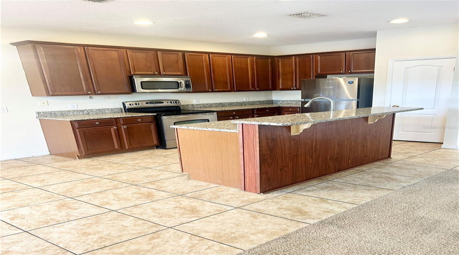 Kissimmee, Florida 34744, 3 Bedroom Bedrooms, ,2 Bathroombathrooms,Residential,For Sale,Wood Thrush,0,Mfro6431942