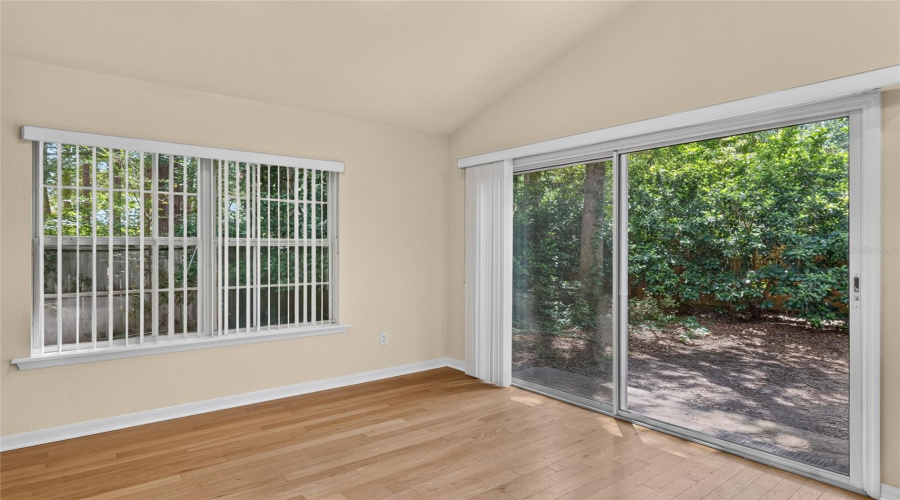 Sliders In Dining Area To Back Yard