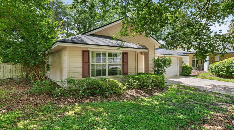 Gainesville, Florida 32608, 3 Bedroom Bedrooms, ,2 Bathroombathrooms,Residential,For Sale,31St,0,Mfrgc541144