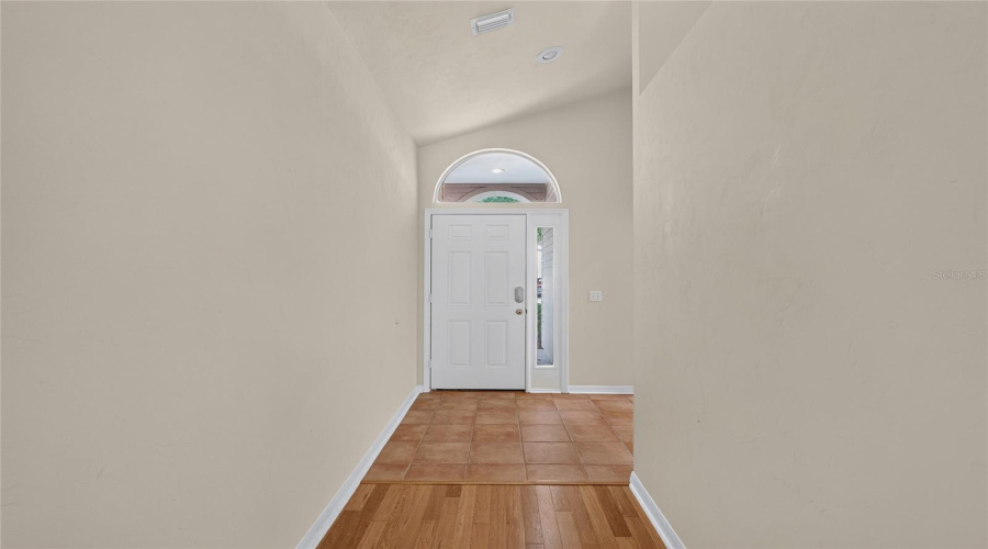 Gainesville, Florida 32608, 3 Bedroom Bedrooms, ,2 Bathroombathrooms,Residential,For Sale,31St,0,Mfrgc541144