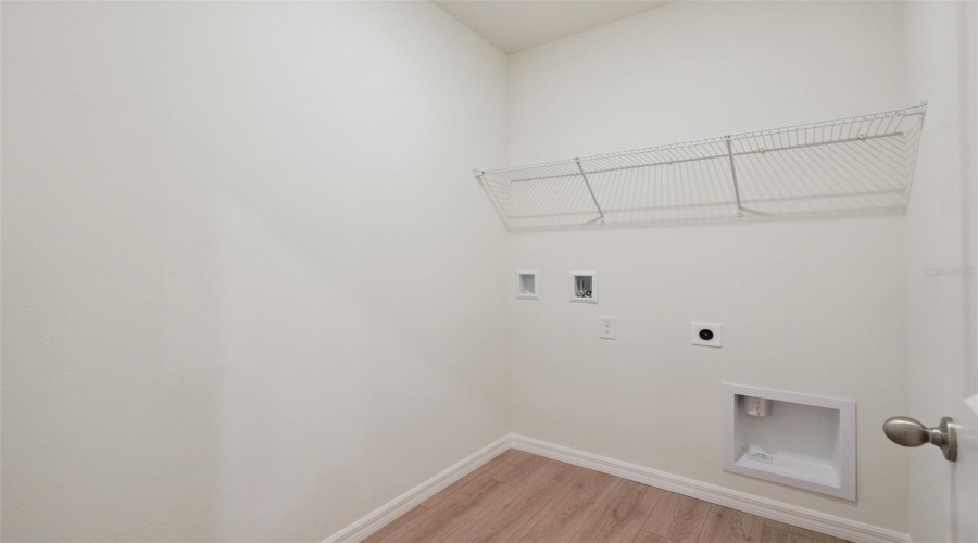 Daytona Beach, Florida 32124, 4 Bedroom Bedrooms, ,3 Bathroombathrooms,Residential,For Sale,Morfontaine,0,Mfro6421141