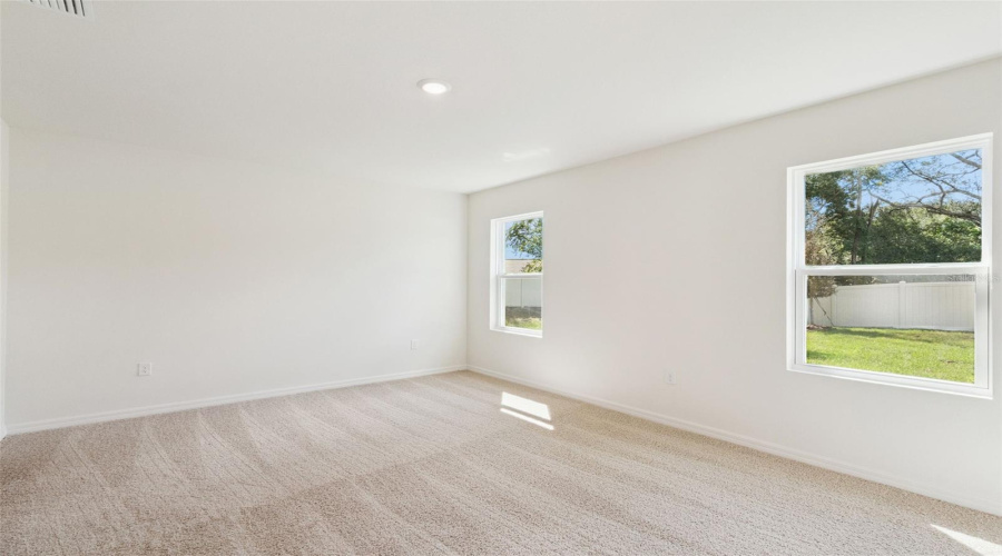 Daytona Beach, Florida 32124, 4 Bedroom Bedrooms, ,3 Bathroombathrooms,Residential,For Sale,Morfontaine,0,Mfro6421141