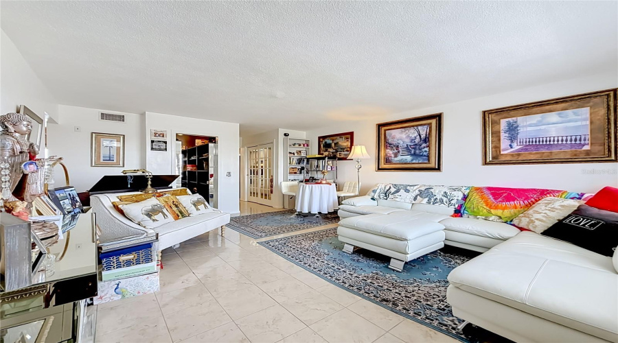 South Pasadena, Florida 33707, 2 Bedroom Bedrooms, ,1 Bathroombathrooms,Residential,For Sale,Shore,0,Mfrw7888346