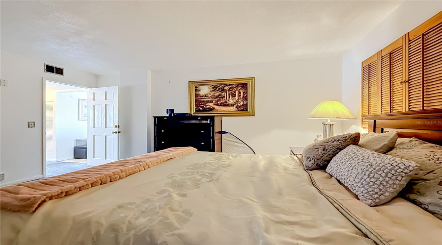 South Pasadena, Florida 33707, 2 Bedroom Bedrooms, ,1 Bathroombathrooms,Residential,For Sale,Shore,0,Mfrw7888346