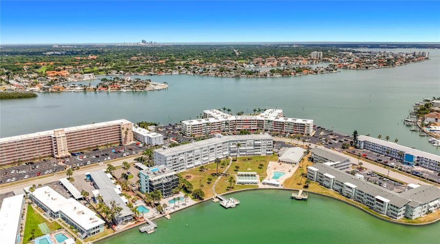 South Pasadena, Florida 33707, 2 Bedroom Bedrooms, ,1 Bathroombathrooms,Residential,For Sale,Shore,0,Mfrw7888346