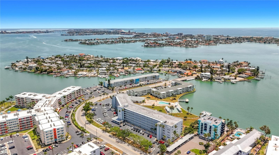 South Pasadena, Florida 33707, 2 Bedroom Bedrooms, ,1 Bathroombathrooms,Residential,For Sale,Shore,0,Mfrw7888346