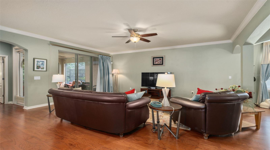 Great Room With A Floor Receptacle.