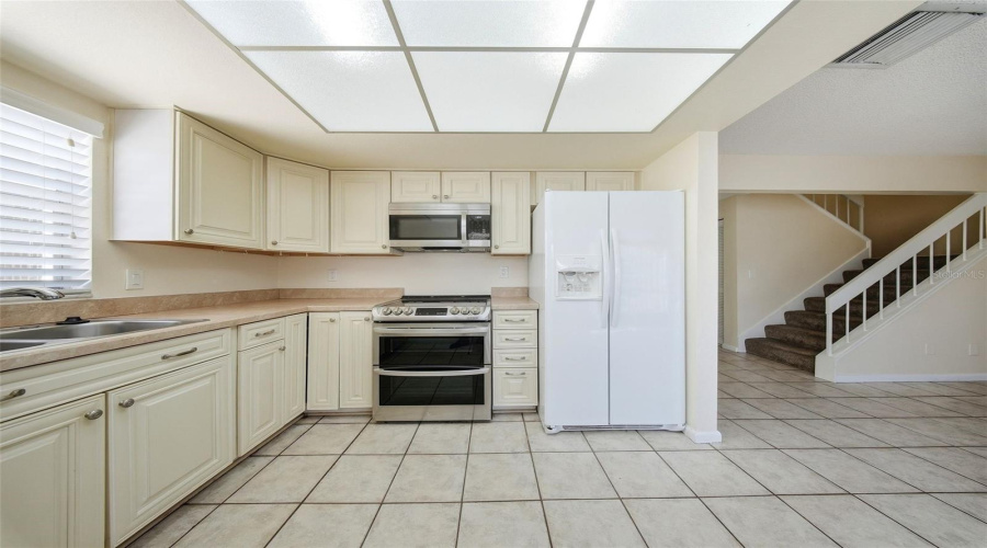 Clearwater, Florida 33761, 3 Bedroom Bedrooms, ,2 Bathroombathrooms,Residential,For Sale,Barksdale,0,Mfrtb8501743