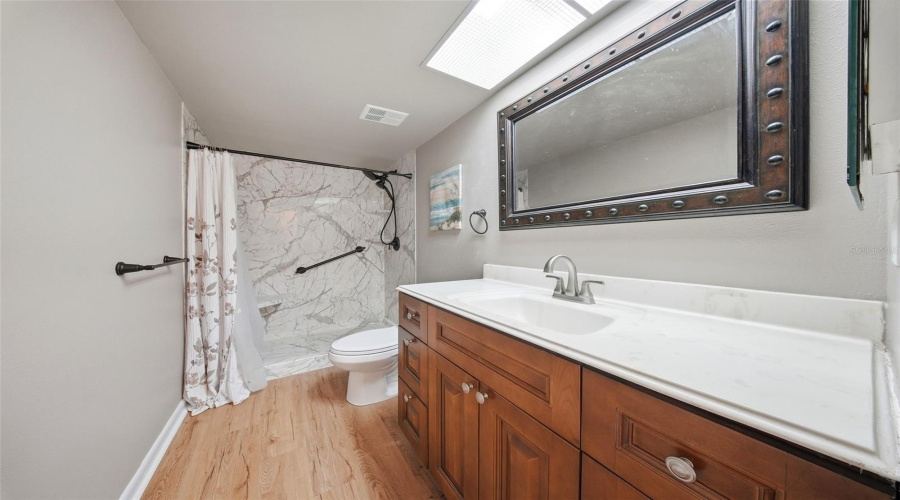 2Nd Floor Bathroom