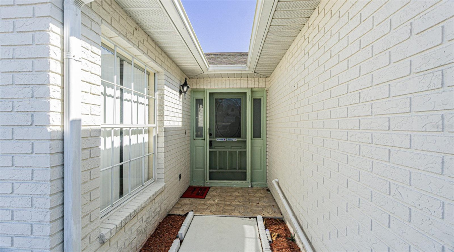 Spring Hill, Florida 34609, 3 Bedroom Bedrooms, ,2 Bathroombathrooms,Residential,For Sale,Schalekamp,0,Mfrtb8474336
