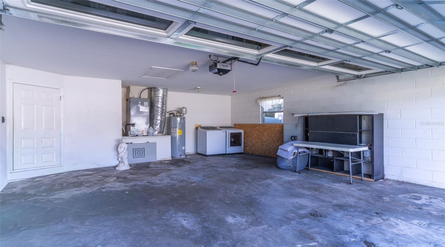 Kissimmee, Florida 34746, 4 Bedroom Bedrooms, ,2 Bathroombathrooms,Residential,For Sale,Shortleaf,0,Mfrl4961677