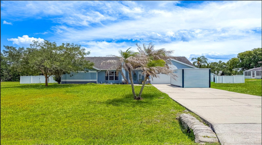 Kissimmee, Florida 34746, 4 Bedroom Bedrooms, ,2 Bathroombathrooms,Residential,For Sale,Shortleaf,0,Mfrl4961677