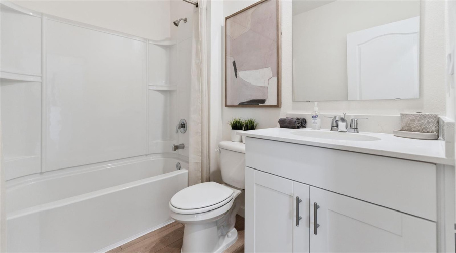 Apopka, Florida 32703, 5 Bedroom Bedrooms, ,3 Bathroombathrooms,Residential,For Sale,Gull,0,Mfro6409563
