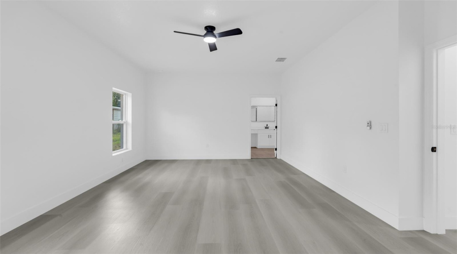 Weeki Wachee, Florida 34613, 4 Bedroom Bedrooms, ,2 Bathroombathrooms,Residential,For Sale,Nittany,0,Mfrtb8540863