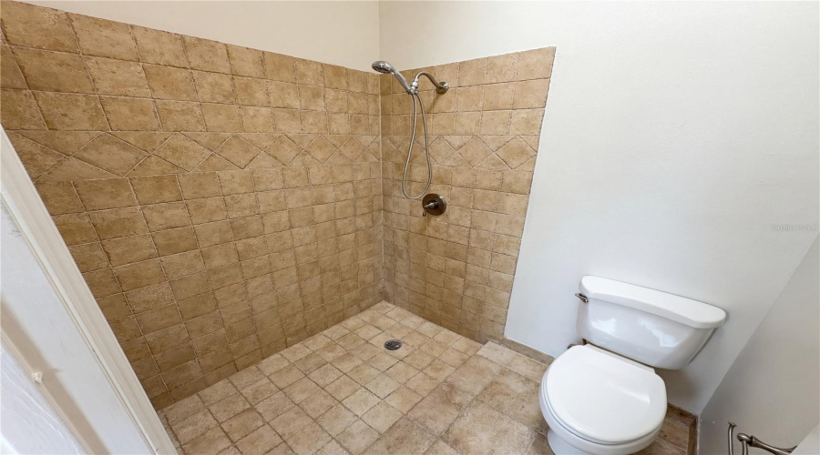 Orlando, Florida 32812, 2 Bedroom Bedrooms, ,2 Bathroombathrooms,Residential,For Sale,Plainfield,0,Mfro6397969