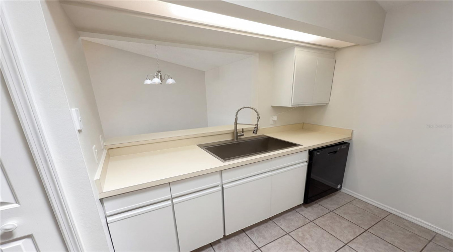 Orlando, Florida 32812, 2 Bedroom Bedrooms, ,2 Bathroombathrooms,Residential,For Sale,Plainfield,0,Mfro6397969