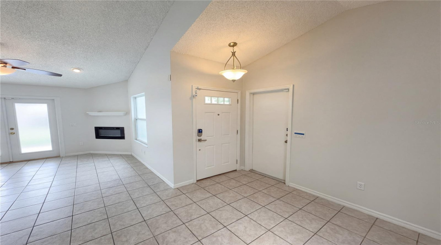 Orlando, Florida 32812, 2 Bedroom Bedrooms, ,2 Bathroombathrooms,Residential,For Sale,Plainfield,0,Mfro6397969