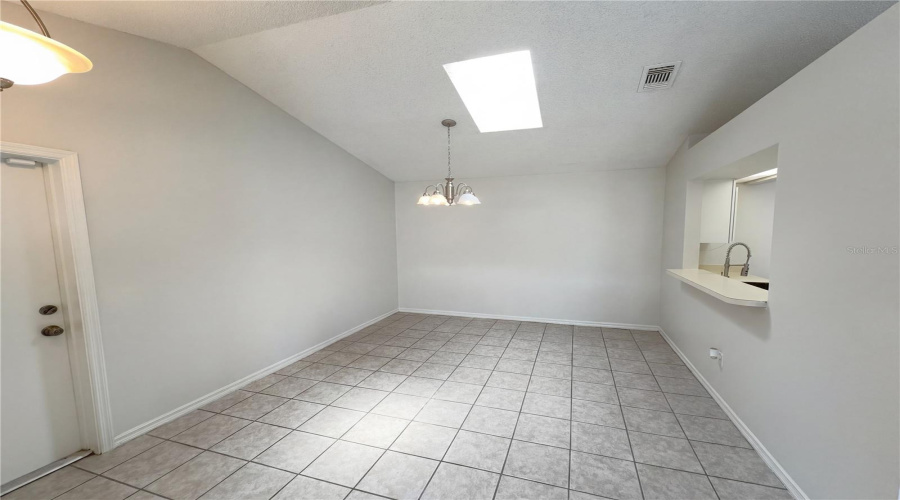 Orlando, Florida 32812, 2 Bedroom Bedrooms, ,2 Bathroombathrooms,Residential,For Sale,Plainfield,0,Mfro6397969