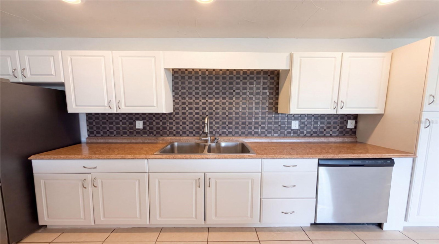 North Port, Florida 34287, 3 Bedroom Bedrooms, ,2 Bathroombathrooms,Residential,For Sale,San Benito,0,Mfro6434805