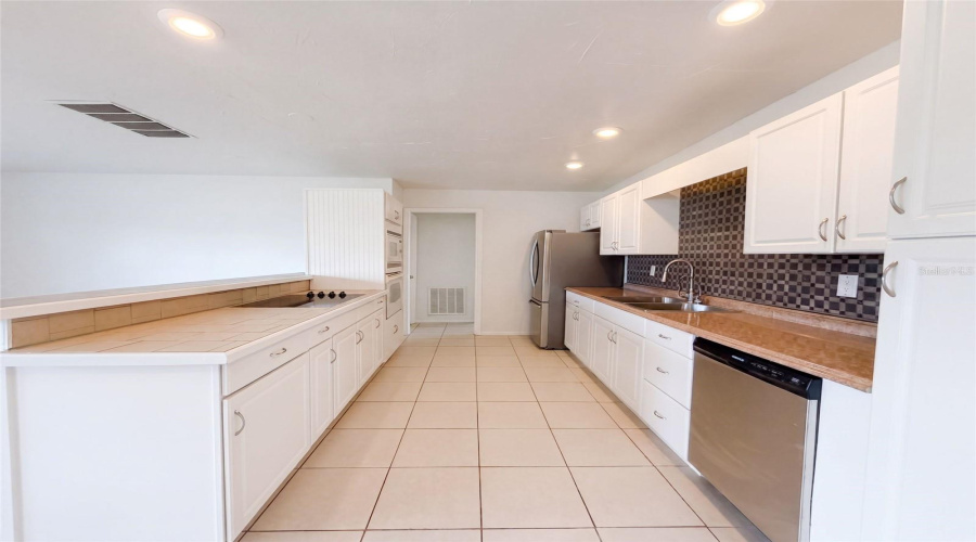North Port, Florida 34287, 3 Bedroom Bedrooms, ,2 Bathroombathrooms,Residential,For Sale,San Benito,0,Mfro6434805
