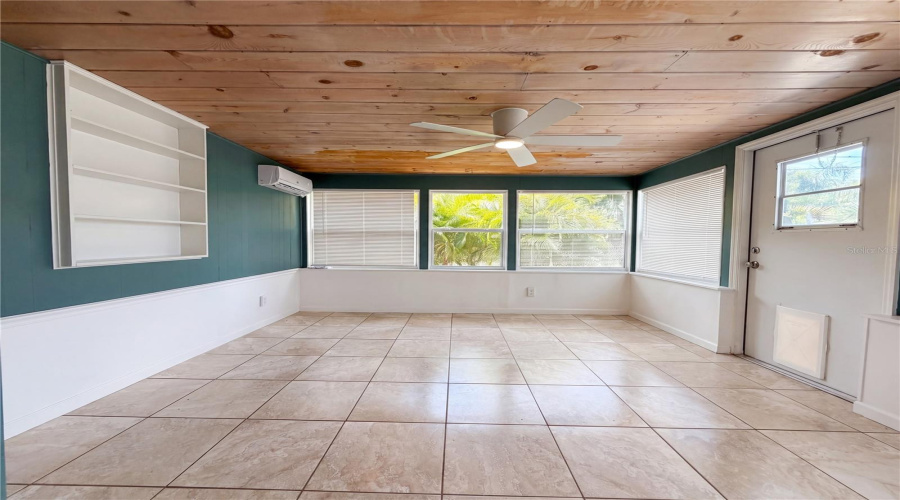 Englewood, Florida 34223, 3 Bedroom Bedrooms, ,2 Bathroombathrooms,Residential,For Sale,4Th,0,Mfro6400871