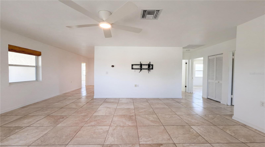 Englewood, Florida 34223, 3 Bedroom Bedrooms, ,2 Bathroombathrooms,Residential,For Sale,4Th,0,Mfro6400871