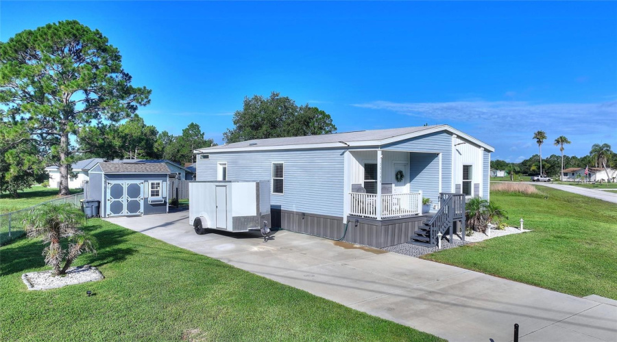 Room To Park Your Rv, Boat, Or Extra Vehicles With Ease