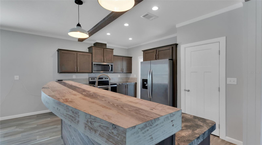 Lake Wales, Florida 33898, 2 Bedroom Bedrooms, ,2 Bathroombathrooms,Residential,For Sale,Canterbury,0,Mfrp4939205