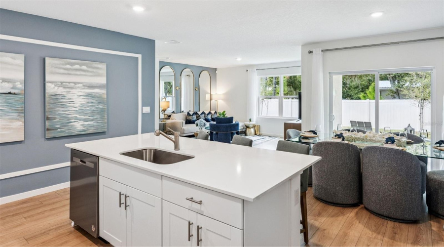Apopka, Florida 32703, 4 Bedroom Bedrooms, ,2 Bathroombathrooms,Residential,For Sale,Gull,0,Mfro6391866