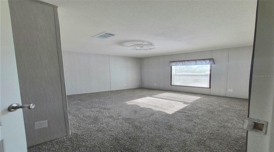 Brooksville, Florida 34613, 3 Bedroom Bedrooms, ,2 Bathroombathrooms,Residential,For Sale,Weeping Willow,0,Mfrtb8501607