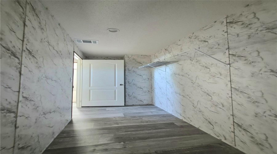 Brooksville, Florida 34613, 3 Bedroom Bedrooms, ,2 Bathroombathrooms,Residential,For Sale,Weeping Willow,0,Mfrtb8501607