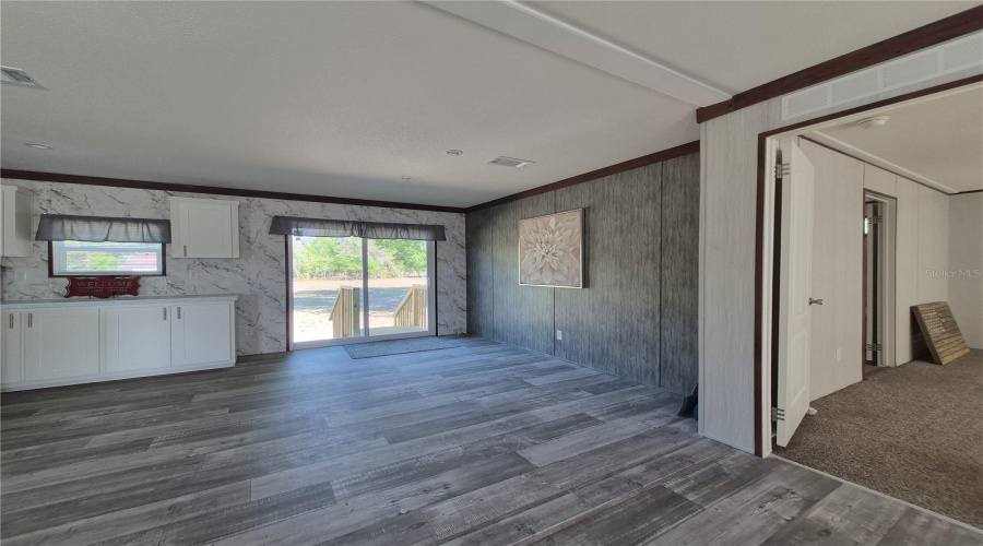Brooksville, Florida 34613, 3 Bedroom Bedrooms, ,2 Bathroombathrooms,Residential,For Sale,Weeping Willow,0,Mfrtb8501607
