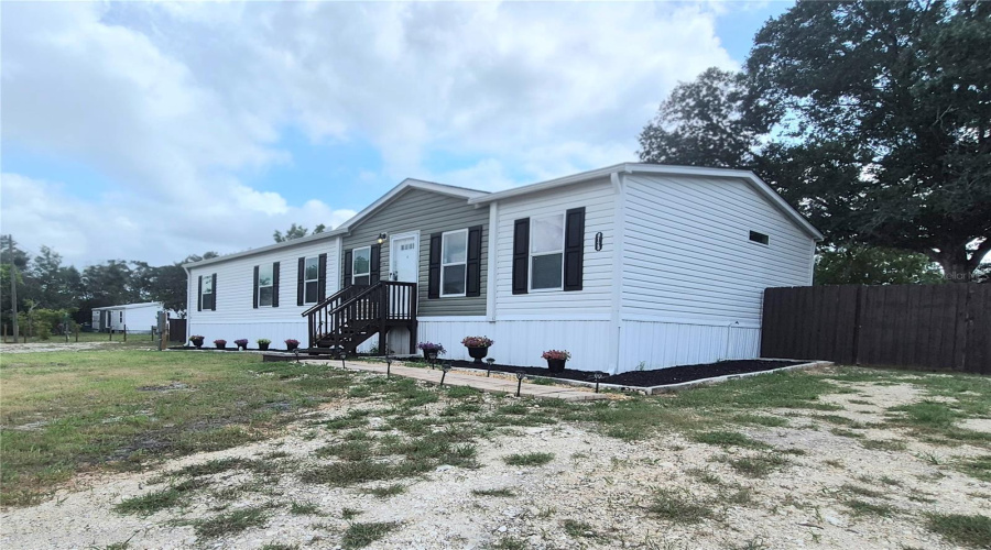 Brooksville, Florida 34613, 3 Bedroom Bedrooms, ,2 Bathroombathrooms,Residential,For Sale,Weeping Willow,0,Mfrtb8501607