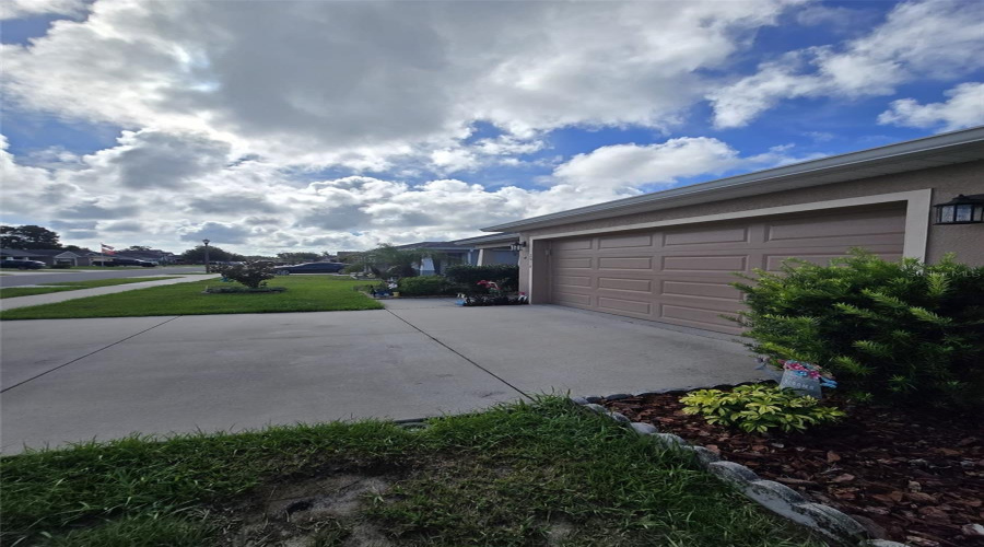 Lakeland, Florida 33810, 4 Bedroom Bedrooms, ,2 Bathroombathrooms,Residential,For Sale,Danes,0,Mfrtb8513490