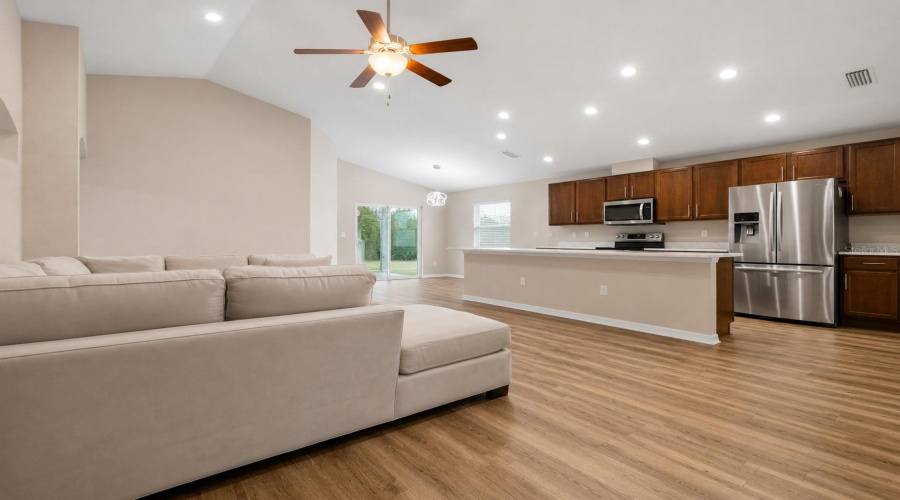Lakeland, Florida 33810, 4 Bedroom Bedrooms, ,2 Bathroombathrooms,Residential,For Sale,Danes,0,Mfrtb8513490