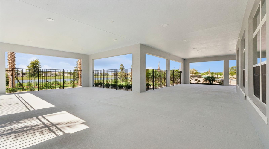 Ormond Beach, Florida 32174, 5 Bedroom Bedrooms, ,3 Bathroombathrooms,Residential,For Sale,Houmas,0,Mfro6415207