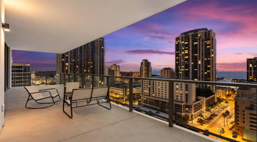 Amazing City And Water Views