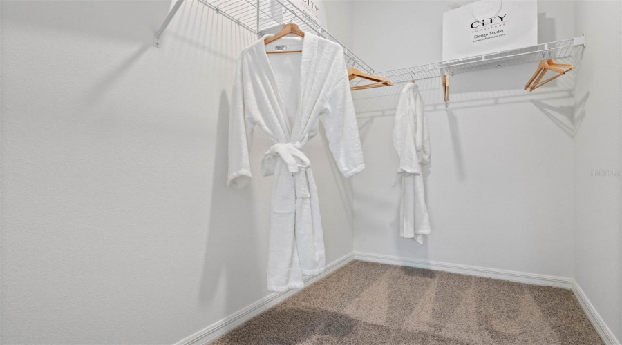 Ocoee, Florida 34761, 3 Bedroom Bedrooms, ,2 Bathroombathrooms,Residential,For Sale,Spineywood,0,Mfro6411711