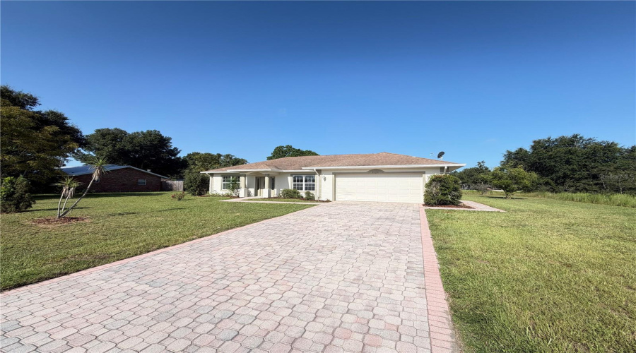 Avon Park, Florida 33825, 3 Bedroom Bedrooms, ,2 Bathroombathrooms,Residential,For Sale,Lowell,0,Mfro6434814