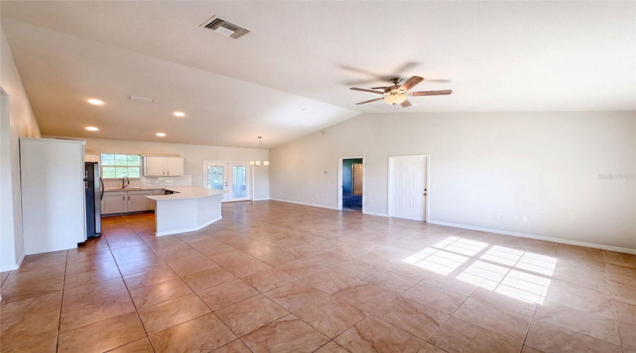 Avon Park, Florida 33825, 3 Bedroom Bedrooms, ,2 Bathroombathrooms,Residential,For Sale,Lowell,0,Mfro6434814