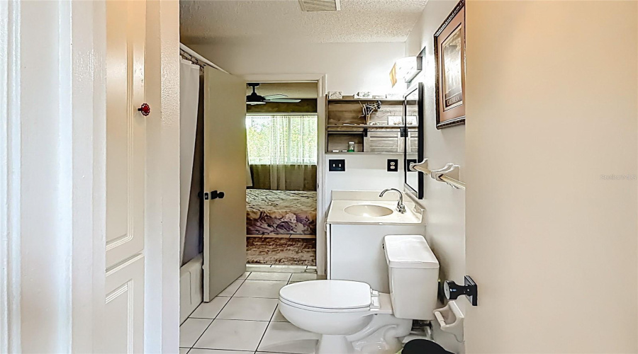Venice, Florida 34293, 2 Bedroom Bedrooms, ,2 Bathroombathrooms,Residential,For Sale,Seminole,0,Mfrs5147610