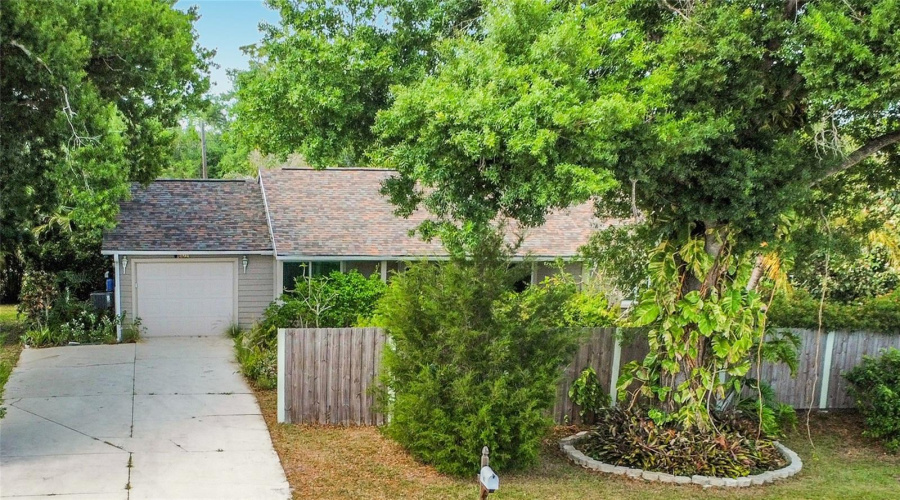 Venice, Florida 34293, 2 Bedroom Bedrooms, ,2 Bathroombathrooms,Residential,For Sale,Seminole,0,Mfrs5147610